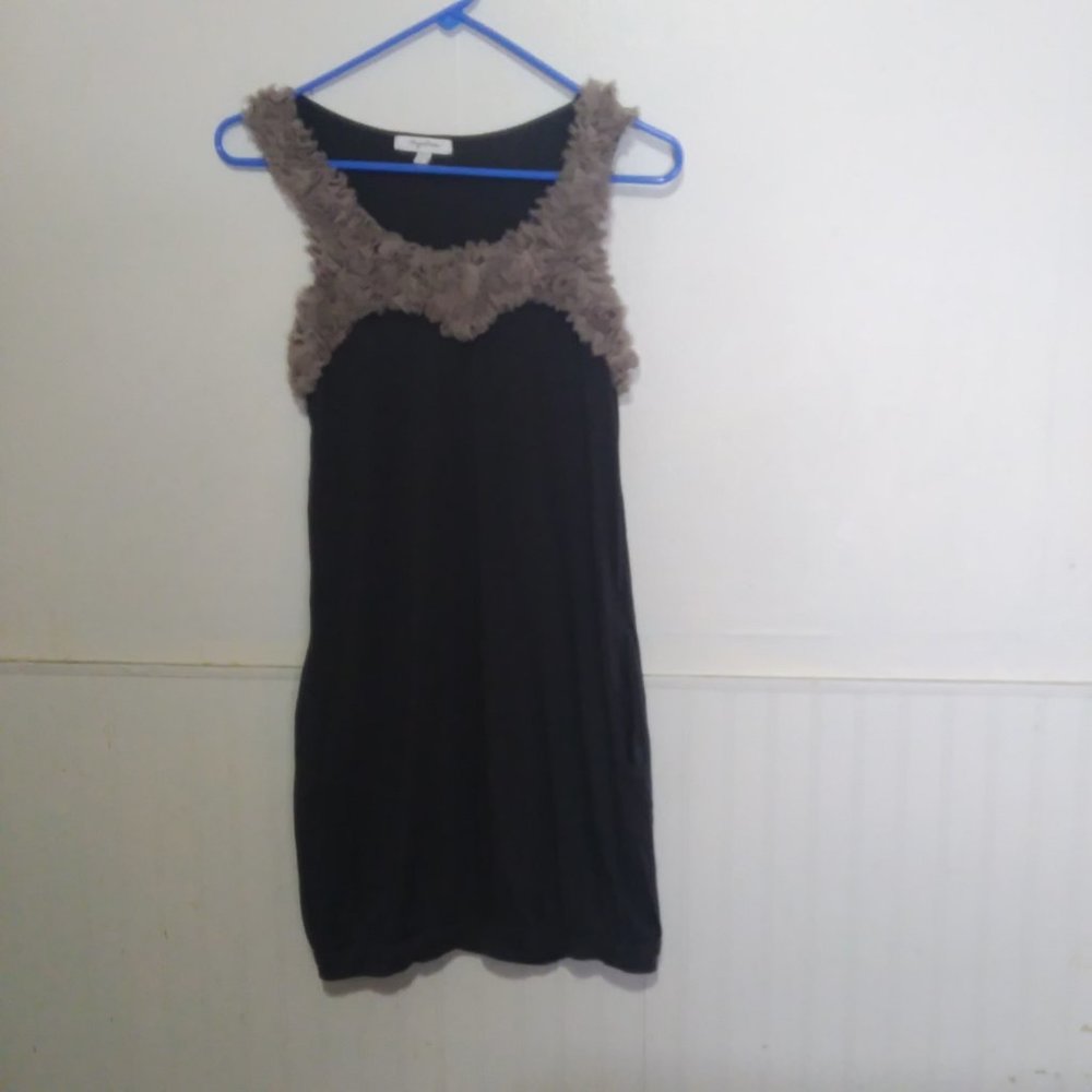 ladies mystree sleeveless top,shirt size S brown decoration